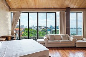 Moon West Lake Residence