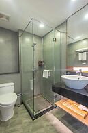 Moon West Lake Residence