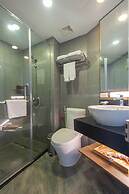 Moon West Lake Residence