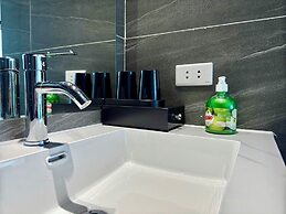 Moon West Lake Residence