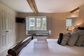 The Mill House Beautiful 4BD Family Home