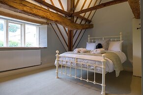 The Mill House Beautiful 4BD Family Home