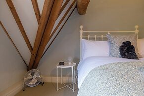 The Mill House Beautiful 4BD Family Home