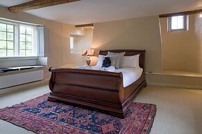 The Mill House Beautiful 4BD Family Home