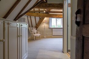 The Mill House Beautiful 4BD Family Home