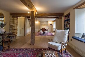 The Mill House Beautiful 4BD Family Home