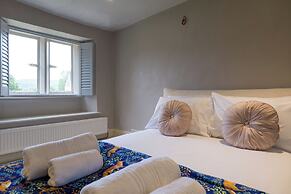 The Mill House Beautiful 4BD Family Home