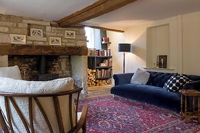 The Mill House Beautiful 4BD Family Home