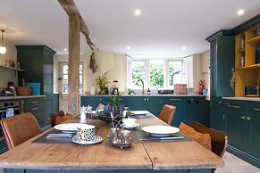 The Mill House Beautiful 4BD Family Home