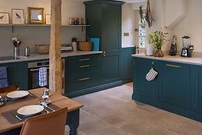 The Mill House Beautiful 4BD Family Home