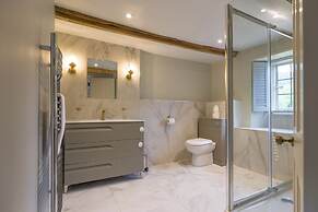 The Mill House Beautiful 4BD Family Home