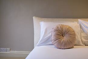 The Mill House Beautiful 4BD Family Home