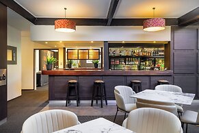 Grand Riccarton Hotel