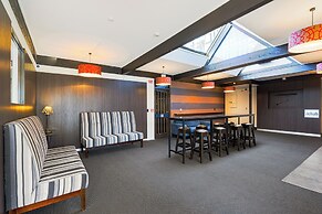 Grand Riccarton Hotel