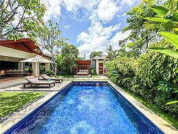 Ghana Villa Seminyak by Pramana Villas