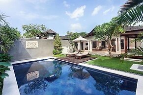 Ghana Villa Seminyak by Pramana Villas
