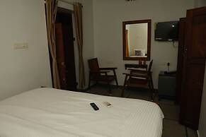 Rebel De Pondicherry