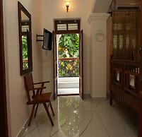 Rebel De Pondicherry