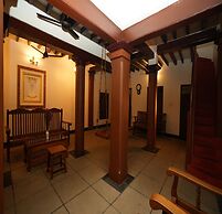 Rebel De Pondicherry