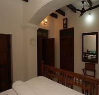 Rebel De Pondicherry