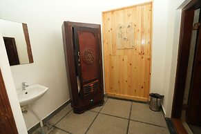 Rebel De Pondicherry