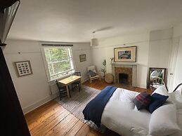 Central Victorian House