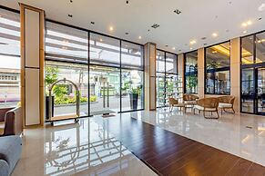 The Isabelle Hotel