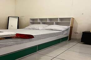 OYO 94169 Flamboyan Harapan Indah