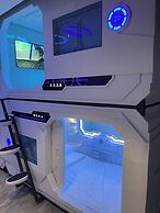 Jianpuke Space Capsule Backpacker Hostel