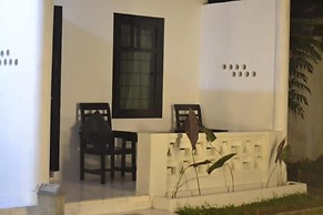 Pondok Tetebatu Cottages and Cafe