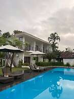 Pondok Tetebatu Cottages and Cafe