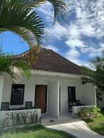 Pondok Tetebatu Cottages and Cafe