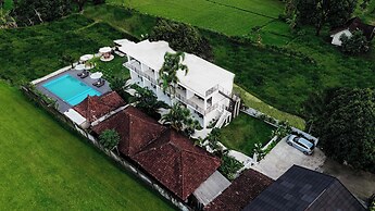 Pondok Tetebatu Cottages and Cafe