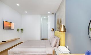 Republic Tan Son Nhat Airport Luxury