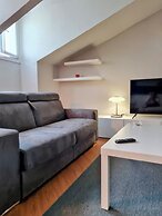 Monza Apartments