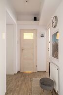 RentPlanet - Apartament Nowowiejska