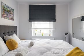 RentPlanet - Apartament Nowowiejska