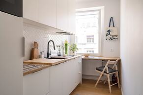 RentPlanet - Apartament Nowowiejska