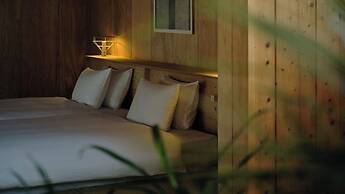 YAWN YARD Kouri Island