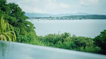 YAWN YARD Kouri Island