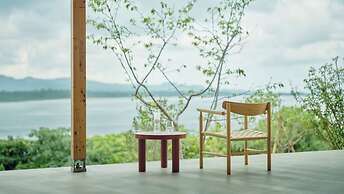 YAWN YARD Kouri Island