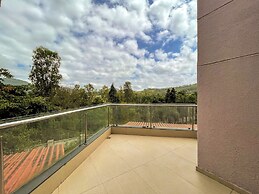 CosmicStays Lilac Villa Luxury Villa