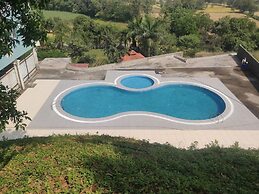 CosmicStays Lilac Villa Luxury Villa