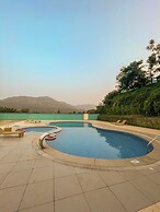 CosmicStays Lilac Villa Luxury Villa