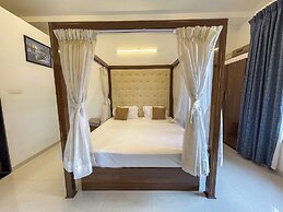 CosmicStays Lilac Villa Luxury Villa