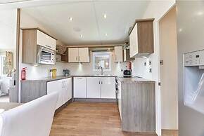 Host Stay Butterfly Lodge