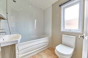 Host Stay Butterfly Lodge