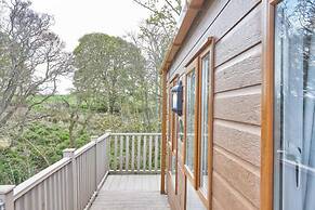 Host Stay Yolo Lodge