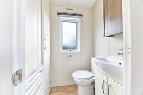 Host Stay Yolo Lodge