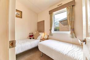 Host Stay Yolo Lodge